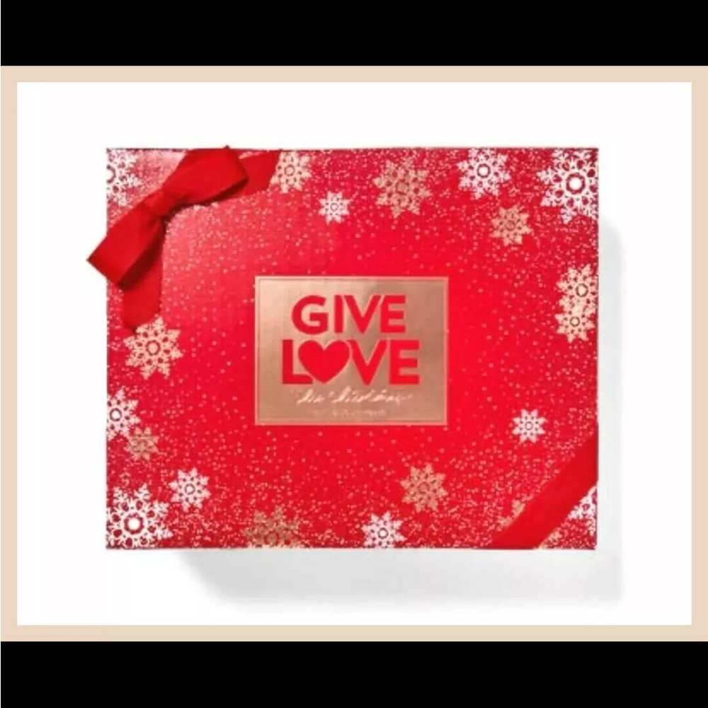 ❤️💕 Bath & Body Works Give Love Set ❤️💕 - Picture 6 of 10